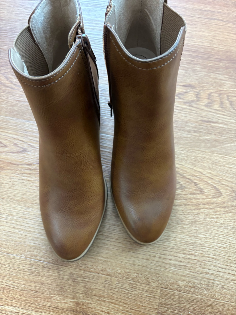 Life Stride Tan Faux-Leather Ankle Booties with Side Zip